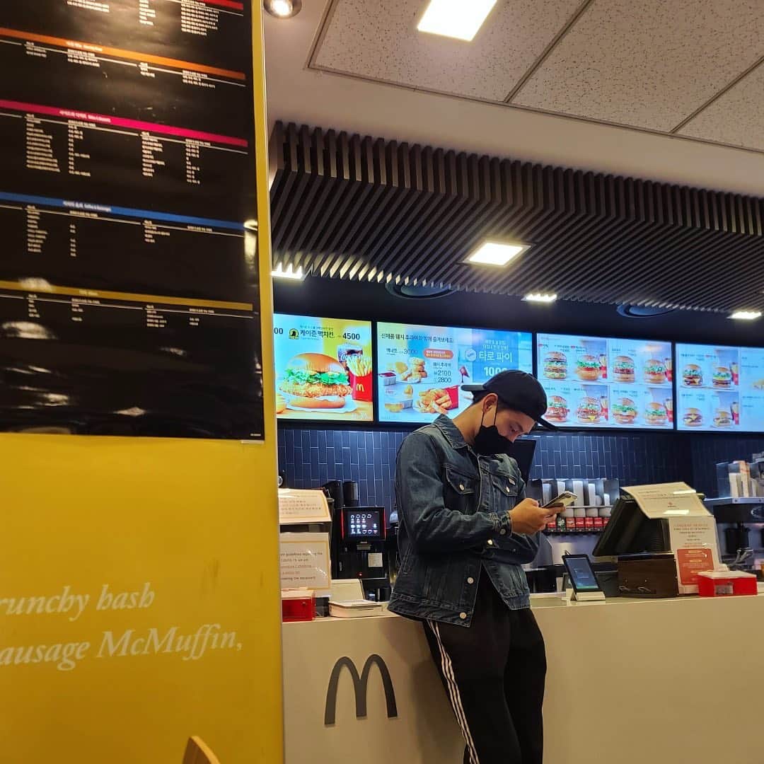 クォン ヒョンビンさんのインスタグラム写真 クォン ヒョンビンinstagram 8月23日 18時24分 Komurola