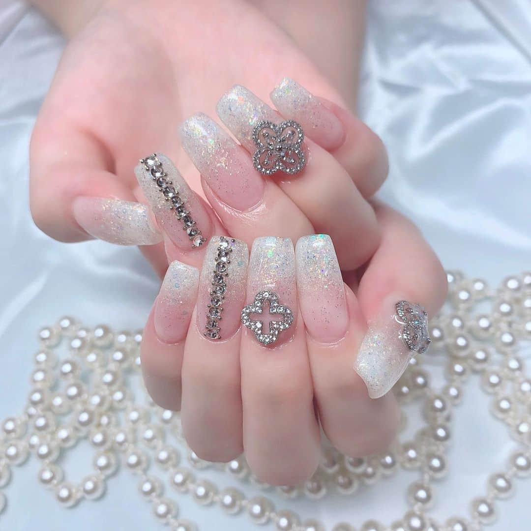 のインスタグラム：「New nail 🤍」