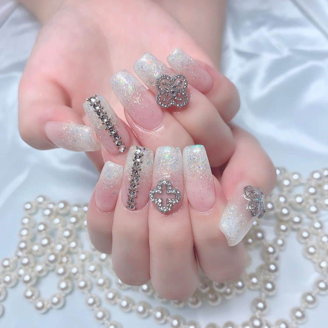 西宮ゆめさんのインスタグラム写真 - (西宮ゆめInstagram)「New nail 🤍」8月23日 21時37分 - nishimiya_yume