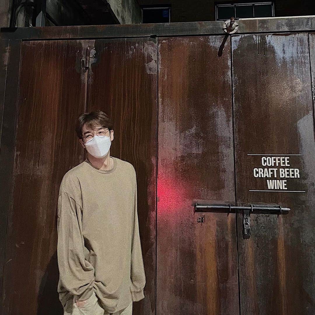 チン・イハンのインスタグラム：「#🧸」