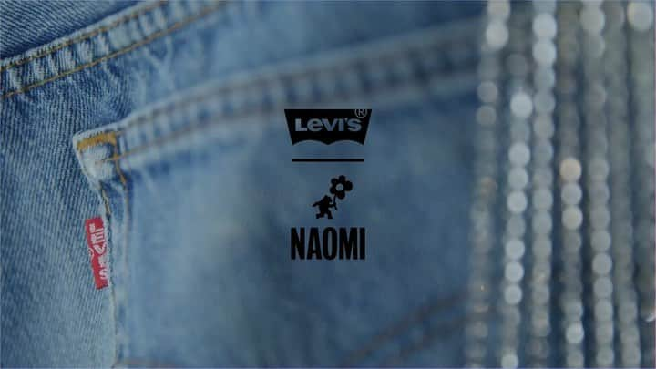 大坂なおみのインスタグラム：「Levi’s® x Naomi Osaka 本日発売    @NaomiOsakaは、世界トップランクのテニスプレーヤーというだけでなく、社会変革の大使として活躍することになりました。   柔らかな話し方でありながら、パワフルでいつもオーセンティックであり、それは本コラボレーションにも反映されています。アップサイクルデニムで作られ、リーバイス®のアイコンを見事にツイストさせたLevi’s® x Naomi Osakaは、スポーティさとフェミニンさ、そして有名なちょっとした辛口なウィットをも融合させた、Naomiの豊かなヘリテージに敬意を表すコレクションです。   #NaomiOsaka #チームなおみ #大坂なおみ #大坂なおみ選手 #テニス #アスリート #テニス女子 #テニスプレイヤー #プロアスリート#オリンピック選手 #テニス好き #選手 #テニスファン #日本代表 #ファッション #ファッションコーデ #ファッション好きな人と繋がりたい #リーバイス #ジーンズ #デニム #ジーンズコーデ #デニムコーデ #デザイナー #発売」