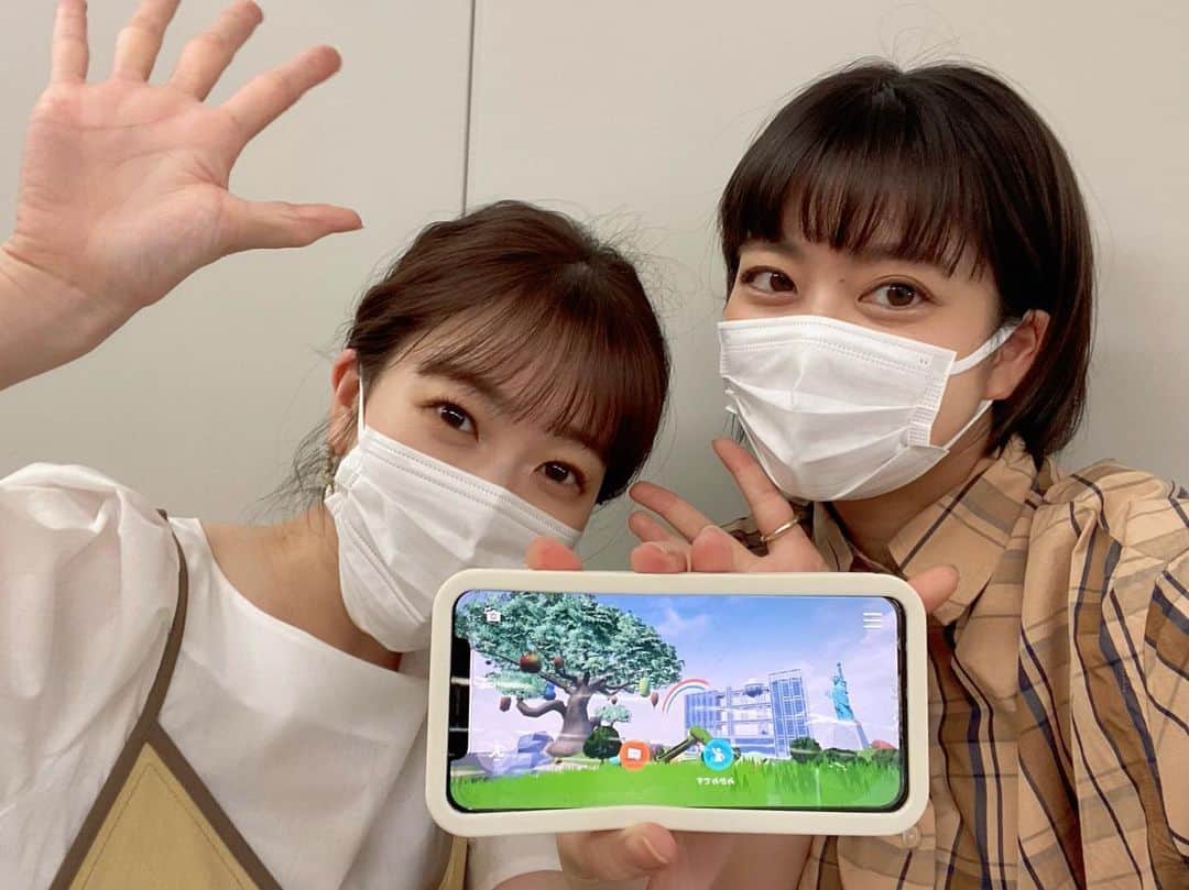 フジテレビアナウンサーのインスタグラム：「・ みかみです☺️  #バーチャル冒険アイランド ノンストップ！おわりに 三上と杉原も冒険してきました🌈  めざましライブやイベントに参加できるだけじゃなく 自分のアバターを登録して走り回ったり、 ほかの人とも会話できたり、 バーチャルの世界を堪能することができて とってもとっても楽しかったです☺️  9月5日まで開催しています みなさん一緒に冒険しましょう〜🏃🏻‍♂️🌈  #フジテレビ #theodaiba2021  #めざましライブ #フジテレビアナウンサー #三上真奈 #杉原千尋」