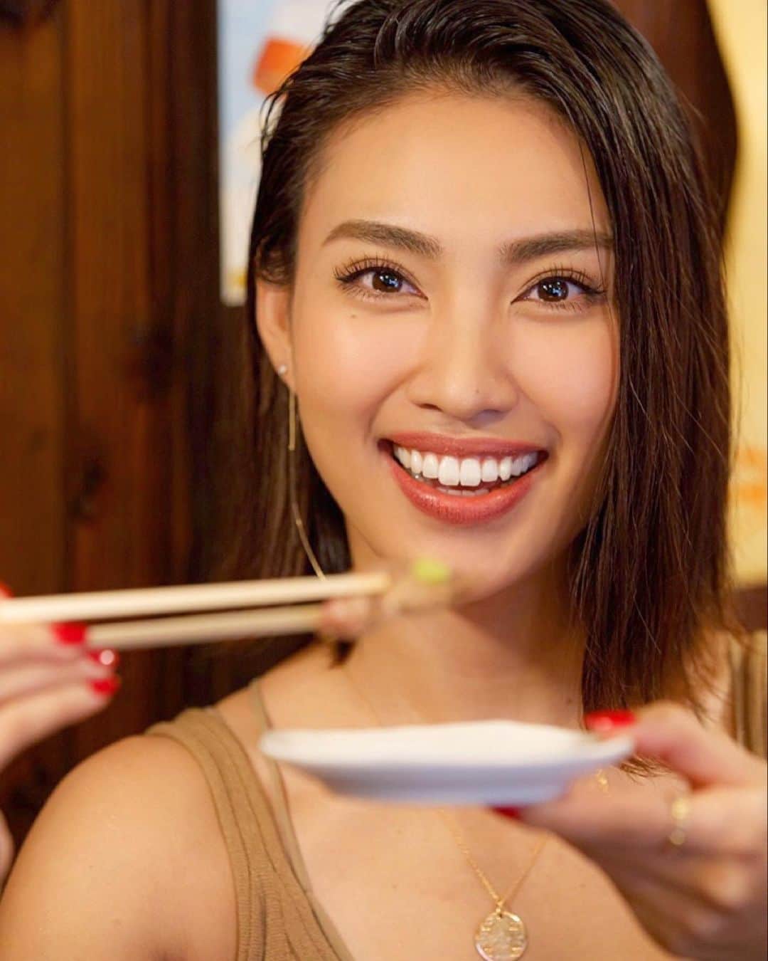 青山めぐのグルメインスタ