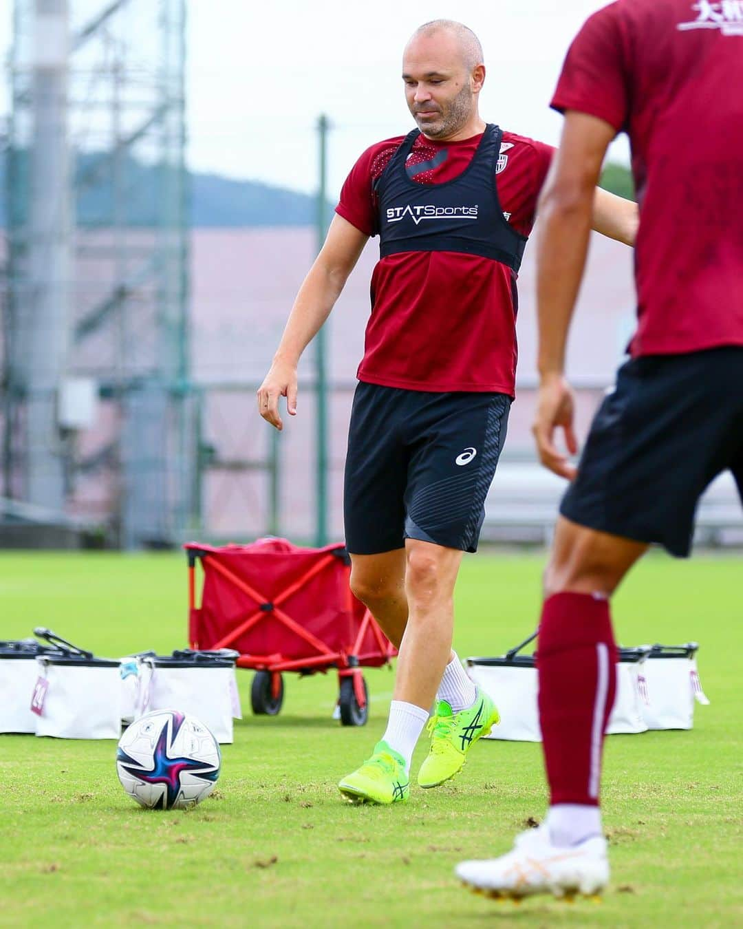 アンドレス・イニエスタさんのインスタグラム写真 - (アンドレス・イニエスタInstagram)「Preparados para un nuevo partido en Oita ⚽ Vamos @visselkobe!  大分の試合に向けて準備万端! ⚽ バモスヴィッセル神戸!」8月24日 15時23分 - andresiniesta8