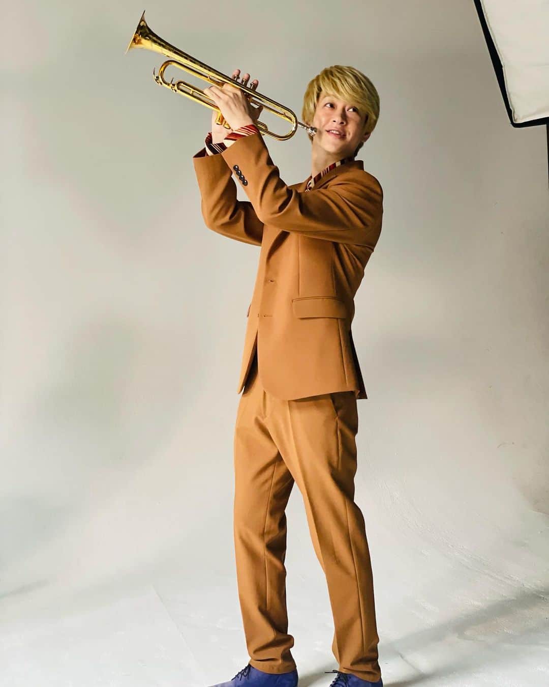 関ジャニ∞さんのインスタグラム写真 - (関ジャニ∞Instagram)「.  Mr.Yokoyama plays the trumpet.  #trumpet #横山裕 #関ジャニInstagram」8月24日 20時00分 - kanjani8_official