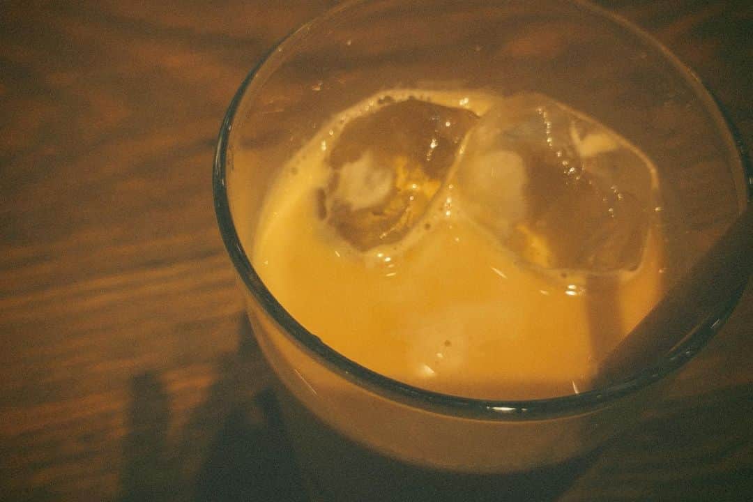 平川結月さんのインスタグラム写真 - (平川結月Instagram)「☕️🧊 ⁡ アイスコーヒーの絵文字見当たらないからこんな感じで表現したんだけど、伝わるかな？笑 ⁡ 予定の合間にコーヒー飲みに行けたから絶好調‎☺︎」8月24日 20時25分 - yuzuki_hirakawa_official