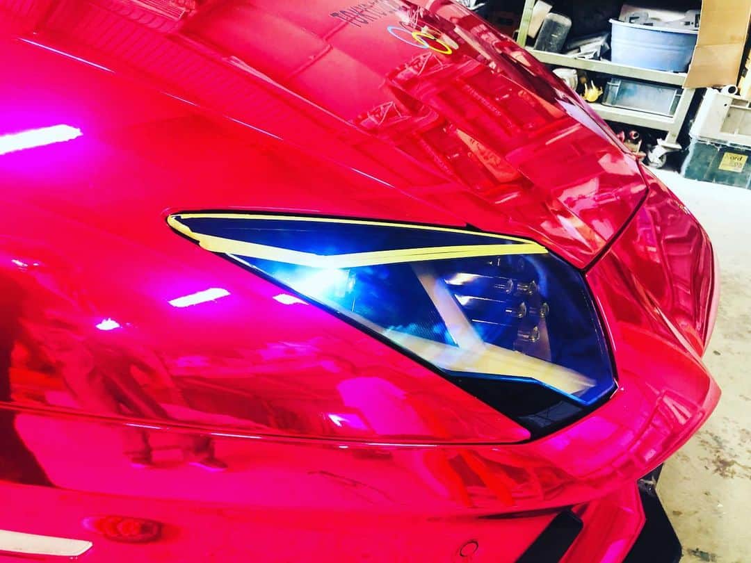 諸星伸一さんのインスタグラム写真 - (諸星伸一Instagram)「⭐️Like to design⭐️  I came up with four new Lamborghini custom parts. The design is also wonderful. I'm looking forward to the completion.  Lamborghini design Lamborghini-riding design Lamborghini New Custom Parts  #fsbk#fightingstar#bodykit#fightingstarbodykit#lamborghini#parts#new#design#morohoshi#tokyo#japan」8月24日 22時19分 - morohoshi7777