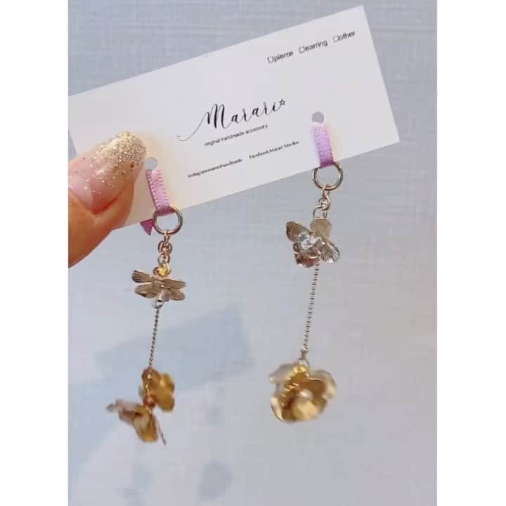 salon de Langeのインスタグラム：「❈⁎꙳ order accessory ꙳⁎❈ ⁡ 昔からの友達マリコちゃんに オーダーして作ってもらったお気に入り✨ ⁡ @mararihandmade ⁡ 私はメチャクチャひどい 金属アレルギーなので ⁡ 手持ちのイヤリングに 引っ掛けて使えるように orderさせてもらいました💕 ⁡ ⁡ 長めが好みの私には どれもツボ✨💎 ⁡ ⁡ マリコちゃんありがとーー(*´꒳`*) ⁡ ⁡ ⁡ ⁡」