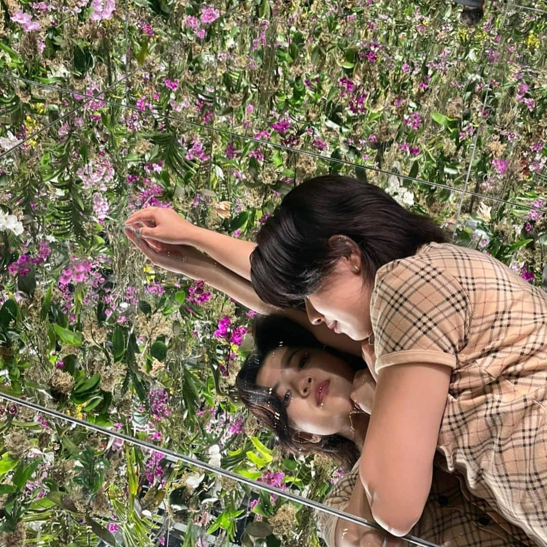 武部柚那のインスタグラム：「Newアイコン🙋🏼‍♀️💗 at @teamlab.planets」