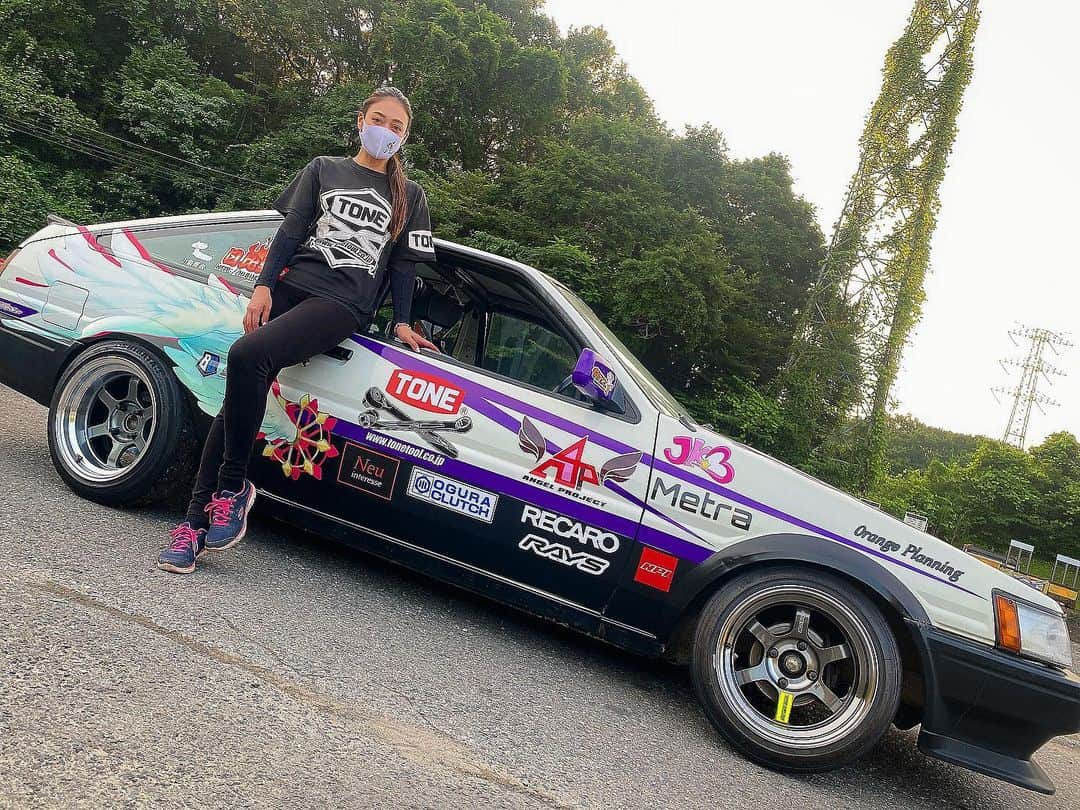 塚本奈々美さんのインスタグラム写真 - (塚本奈々美Instagram)「Treino em pista de TOCHIGI  #levin  日光サーキットでAE86 Drift Campions Cup日光予選会が行われています！ ・ ・ ・ ・ ・ ・ ・ ・ ・ ・ ・ ・ ・ ・ ・ ・ ・ #ae86 #initiald  #リアル頭文字d #リアル真子 #世界一美しいレーサー #女性レーサー #driftgirl  #motorsportwoman  #girlswhodrift #ドリフトクイーン」8月1日 11時57分 - tsukamotonanami