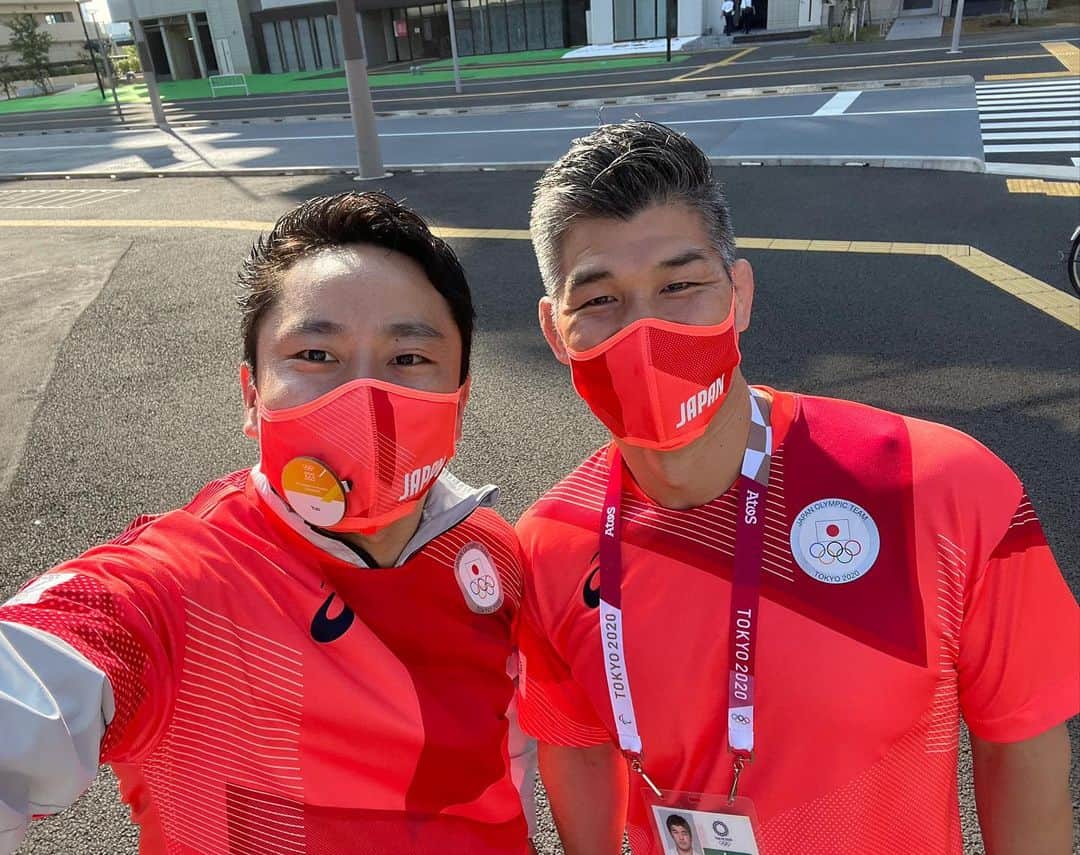 太田雄貴のインスタグラム：「監督の鑑  これほどまでに選手に愛された監督がいたでしょうか。柔道の快進撃は本当に凄まじかった。 おめでとうございます&お疲れ様でした。 また、色々話を聞かせて下さい。」