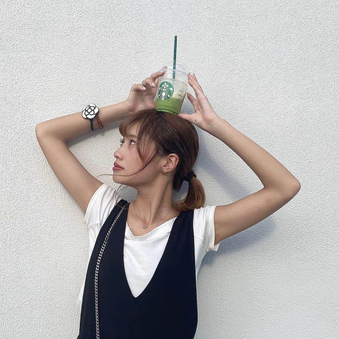 羽方るなさんのインスタグラム写真 - (羽方るなInstagram)「スタバは抹茶フラペチーノ派です💚  #starbucks #instaphoto」8月1日 21時27分 - lunachi_0921