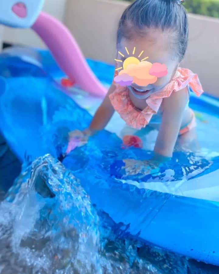 &mのインスタグラム：「お姫の夏休み👸きもち〜🌈🌈🌈て連呼してた🍉🍉🍉」