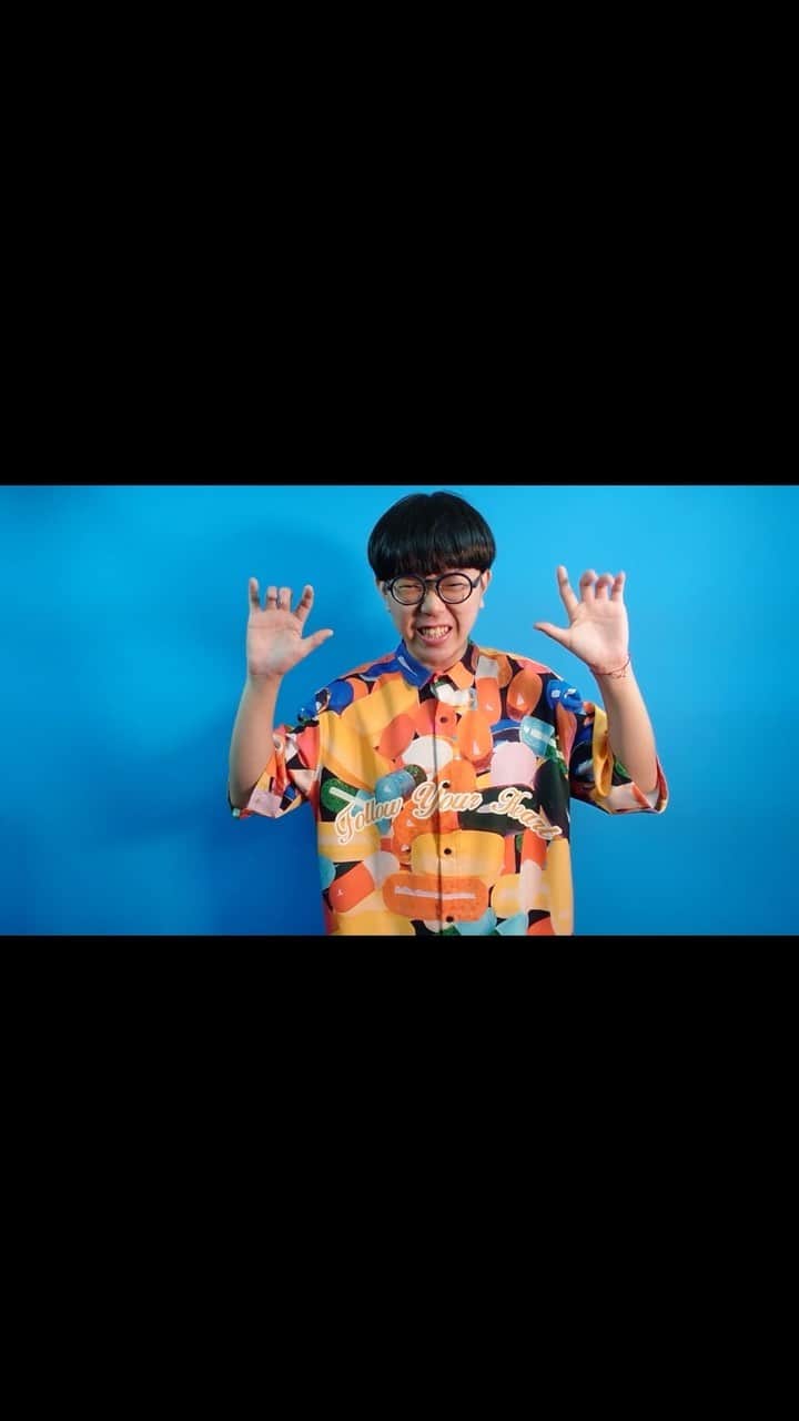 のインスタグラム：「.  SO-SO THE LOOP ALIEN  【DATE】2021.8.2(Mon) 21:00〜(JST) 【ARCHIVE】〜2021.8.4(Wed) 23:59(JST) 【Ticket】2,200JPY 【Ticket Link】https://tongpoo.zaiko.io/e/Tongpoo-videos-vol3」