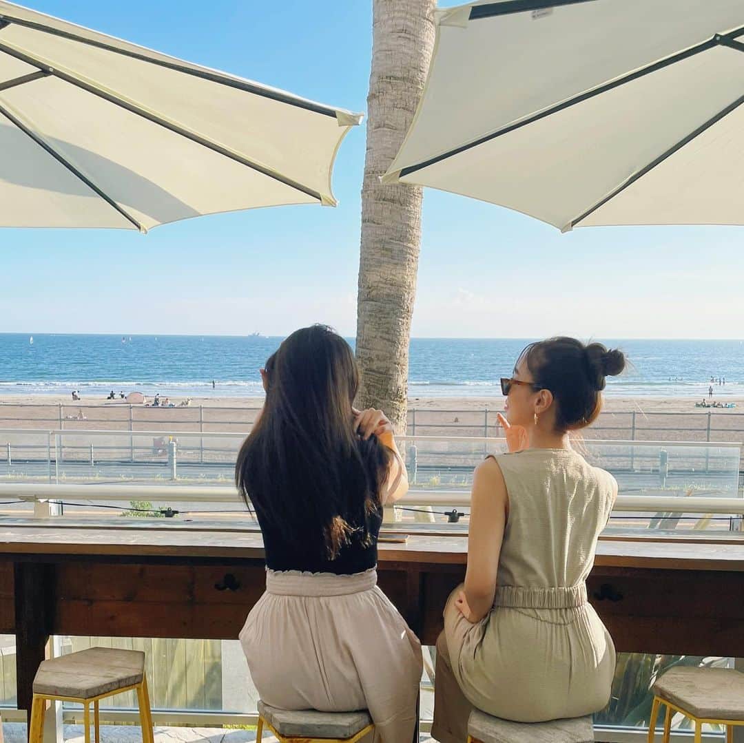 のインスタグラム：「運転頑張った日🚘🌴🤍」