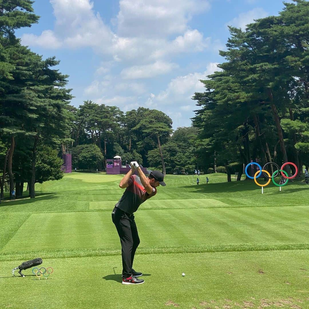 コリー・コナーズさんのインスタグラム写真 - (コリー・コナーズInstagram)「Memorable week with my man @machughesgolf representing the red and white 🇨🇦 at the Olympics! Shoutout to everyone cheering us on back home at all hours of the night! Thanks to @dingramgolf @dsahl49 @em.phoenix @jacewalkergolf @jennarhughes and most importantly my wife @maloryolivia for the incredible support #olympian #canadiantuxedo」8月2日 7時31分 - coreyconners