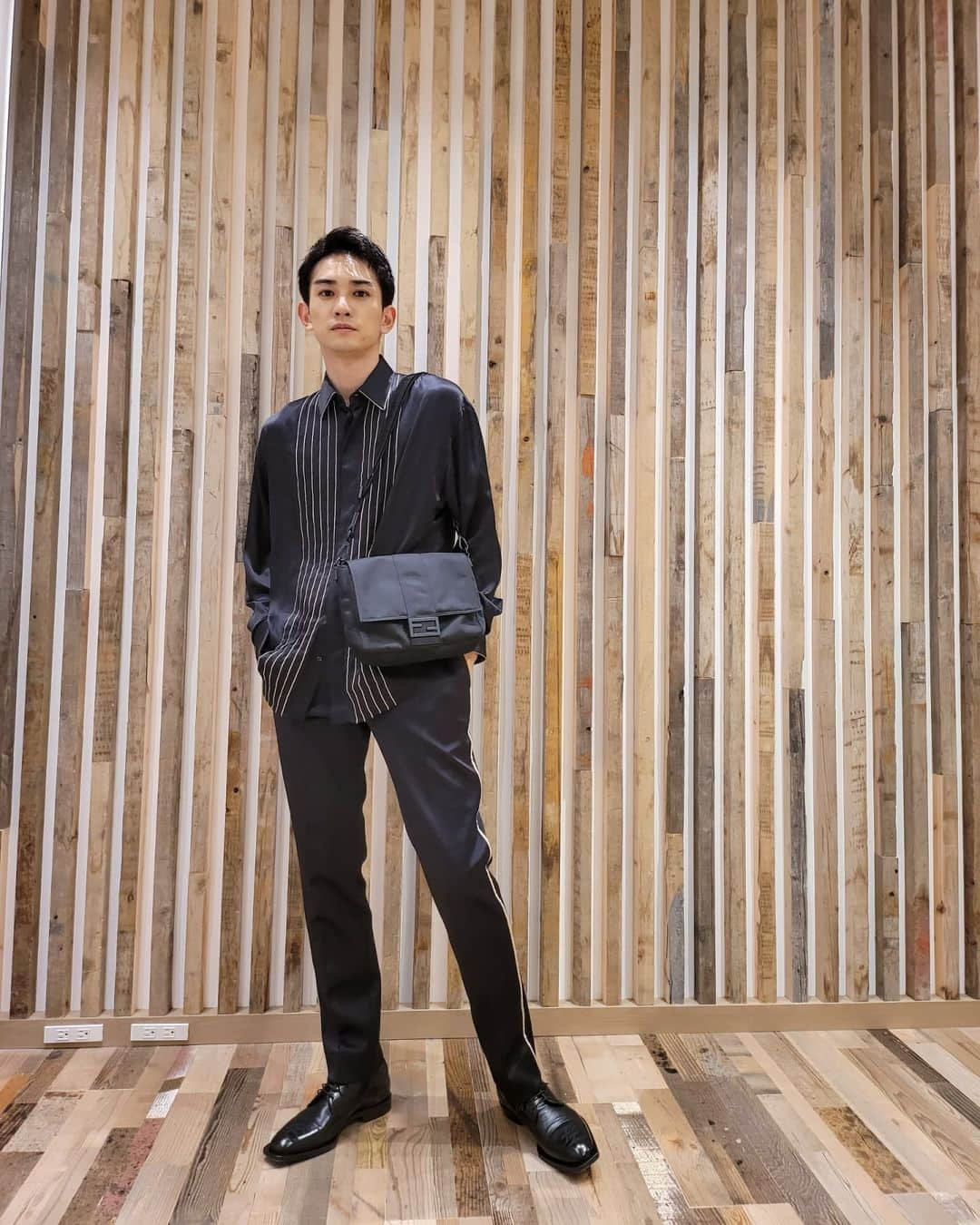 町田啓太さんのインスタグラム写真 - (町田啓太Instagram)「@fendi #FendiBaguette  サステナブルなECONYL👜」8月2日 15時41分 - keita_machida_official