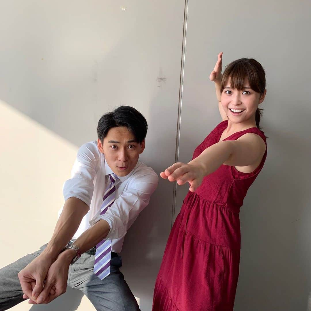 フジテレビアナウンサーさんのインスタグラム写真 - (フジテレビアナウンサーInstagram)「. 渡邊渚です。  フジテレビでは東京オリンピックを中継しています！ 今夜は『バレーボール女子予選ラウンド　日本vsドミニカ共和国』が行われます！ 1次リーグ最終戦ということで、男子に続いて女子も決勝トーナメントに進めるよう、テレビの前で全力で応援します📣  ということで、バレーボール経験者の今湊アナと共に、全力でバレーポーズしました😊  #バレーボール女子 #予選リーグ最終戦 #日本はドミニカ共和国と対戦 #勝てば準々決勝への進出が決まる大事な試合 #フジテレビ系列で生中継 #東京オリンピックパラリンピック #TOKYO2020 #フジテレビアナウンサー #渡邊渚 #今湊敬樹」8月2日 13時24分 - fujitv_announcer