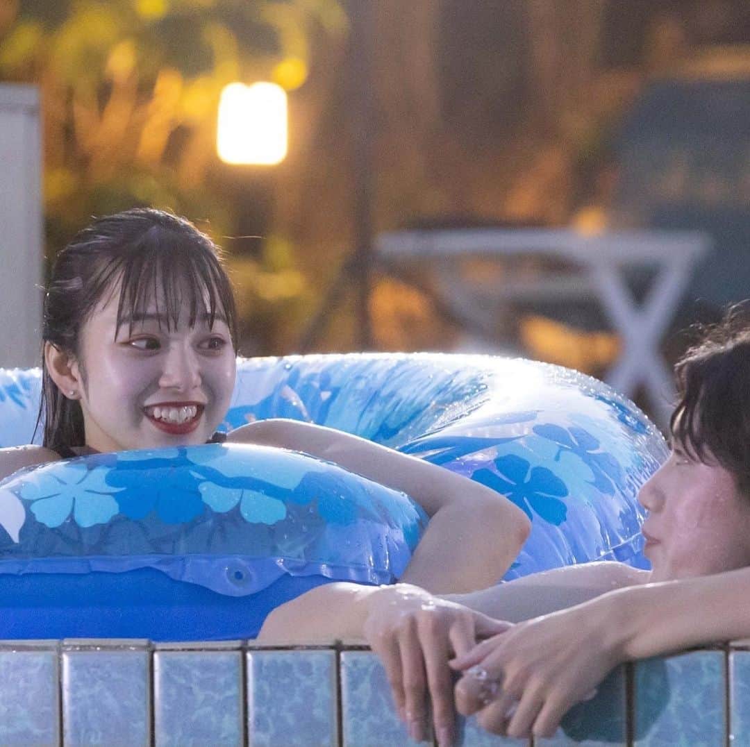 佐藤颯太のインスタグラム：「第2話どうだったでしょうか！！！  プールのゲームといい、手押し相撲といい、個人的にはめっちゃ青春って感じでした！！笑  自転車はめっちゃ涼しかったけど、止まると暑い笑笑  第2話もめっちゃよかった！！！ 次が楽しみですね！！   #今日好きになりました  #今日好き  #向日葵編  #第2話 @umi_chu__  @ma_kun_1002  @hitoharu_0319  @ikuto_0108」