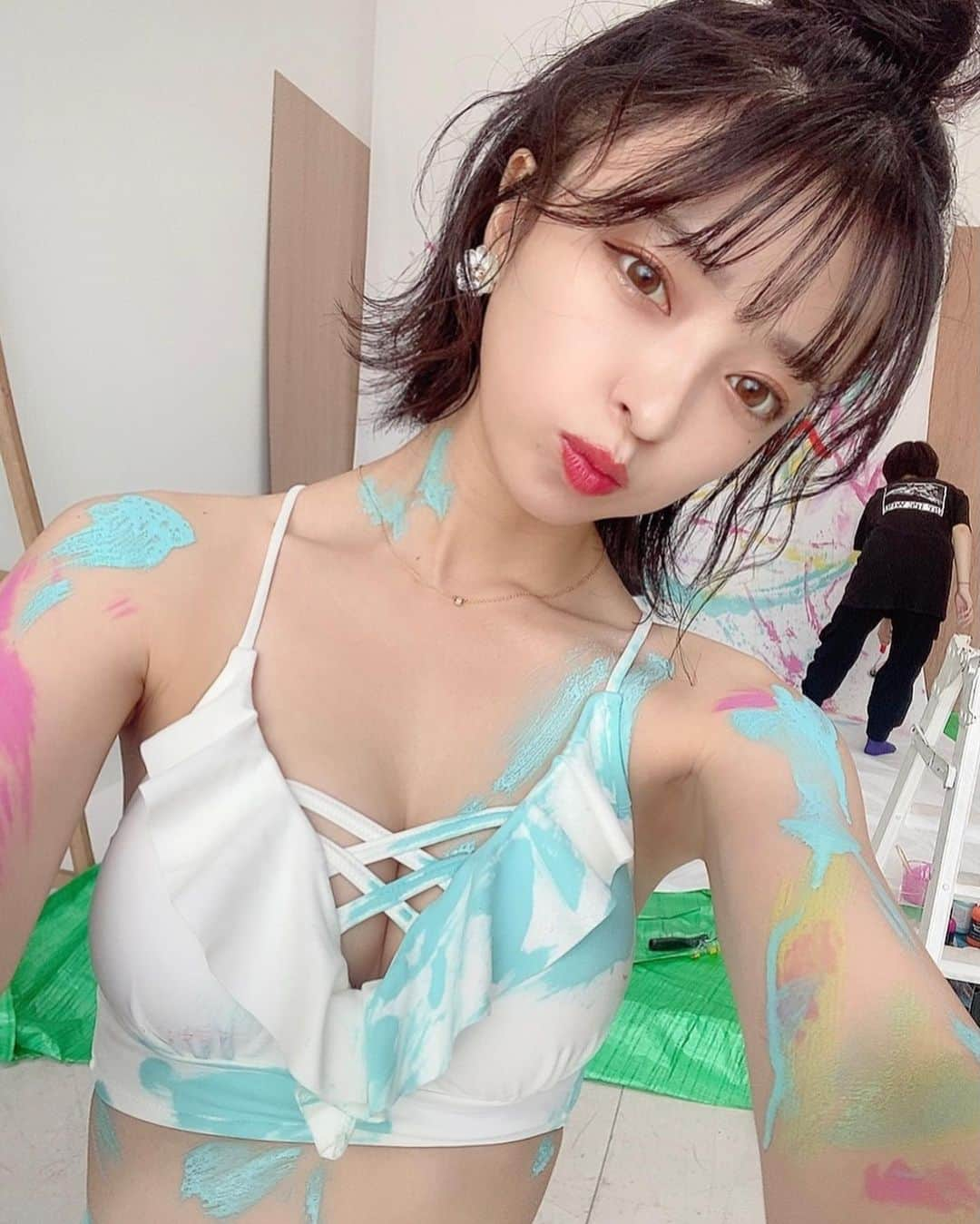 船木沙織（さおりん）さんのインスタグラム写真 - (船木沙織（さおりん）Instagram)「久しぶりのネイルも夏仕様に してもらったよ🦋 . . . hair @chiiianmaro  paint @ai_hanaoka1357  nail @raviy_riho . ありがとうございました💕」8月2日 18時17分 - funacky325