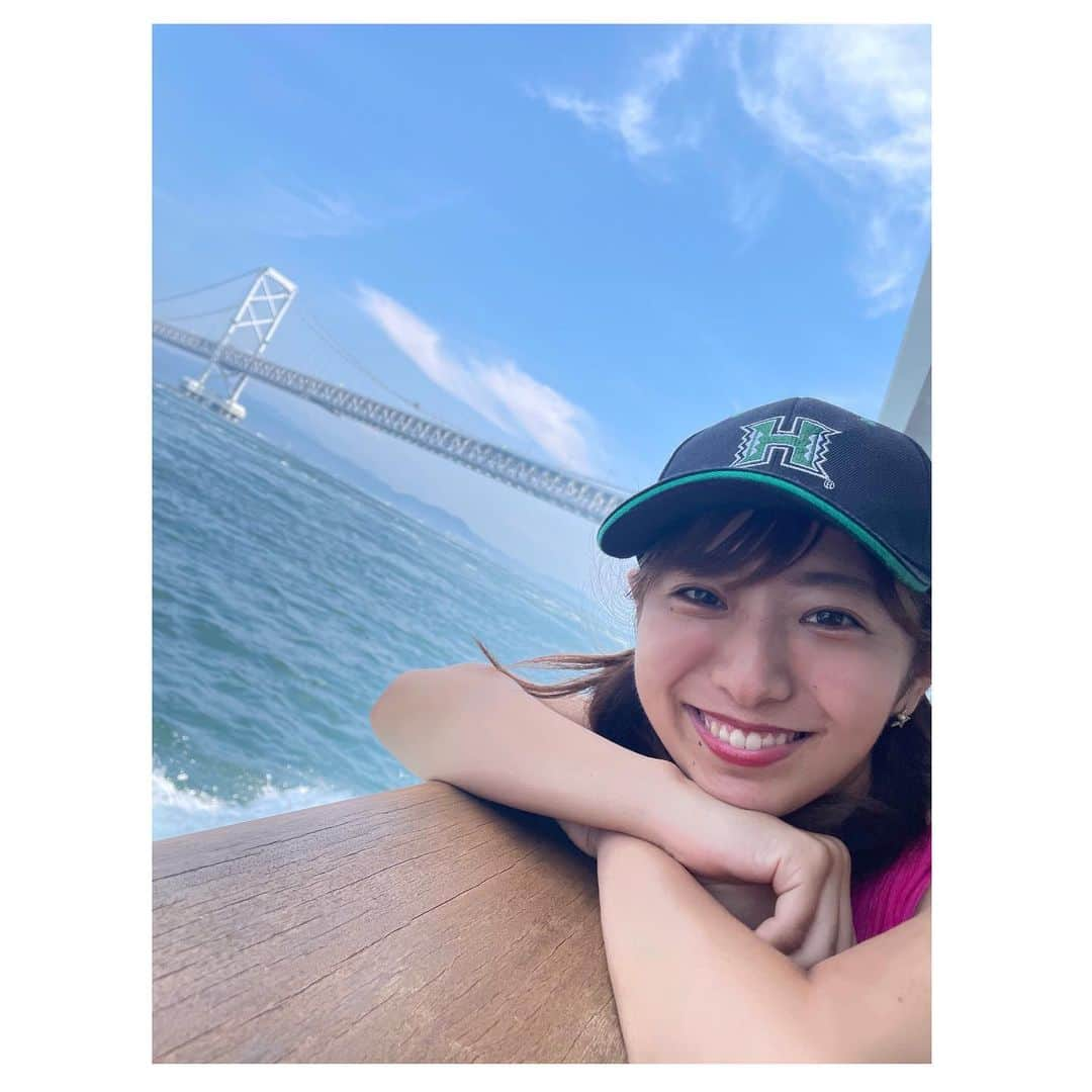 白戸ゆめのさんのインスタグラム写真 - (白戸ゆめのInstagram)「🌊 . 初めて真近で見た渦潮は 近すぎてよく分からなかった🤣 . でも、風を切る感じとか気持ちよくて クルージング楽しみました⛴ 船酔いだけが残念🙍‍♀️笑 . #過去pic #また行きたい #鳴門海峡 #鳴門海峡大橋 #渦潮 #うずしお #うずしおクルーズ  #徳島 #四国 #海 #絶景 #また帽子かぶってる 笑」8月2日 20時12分 - yumeno.s_