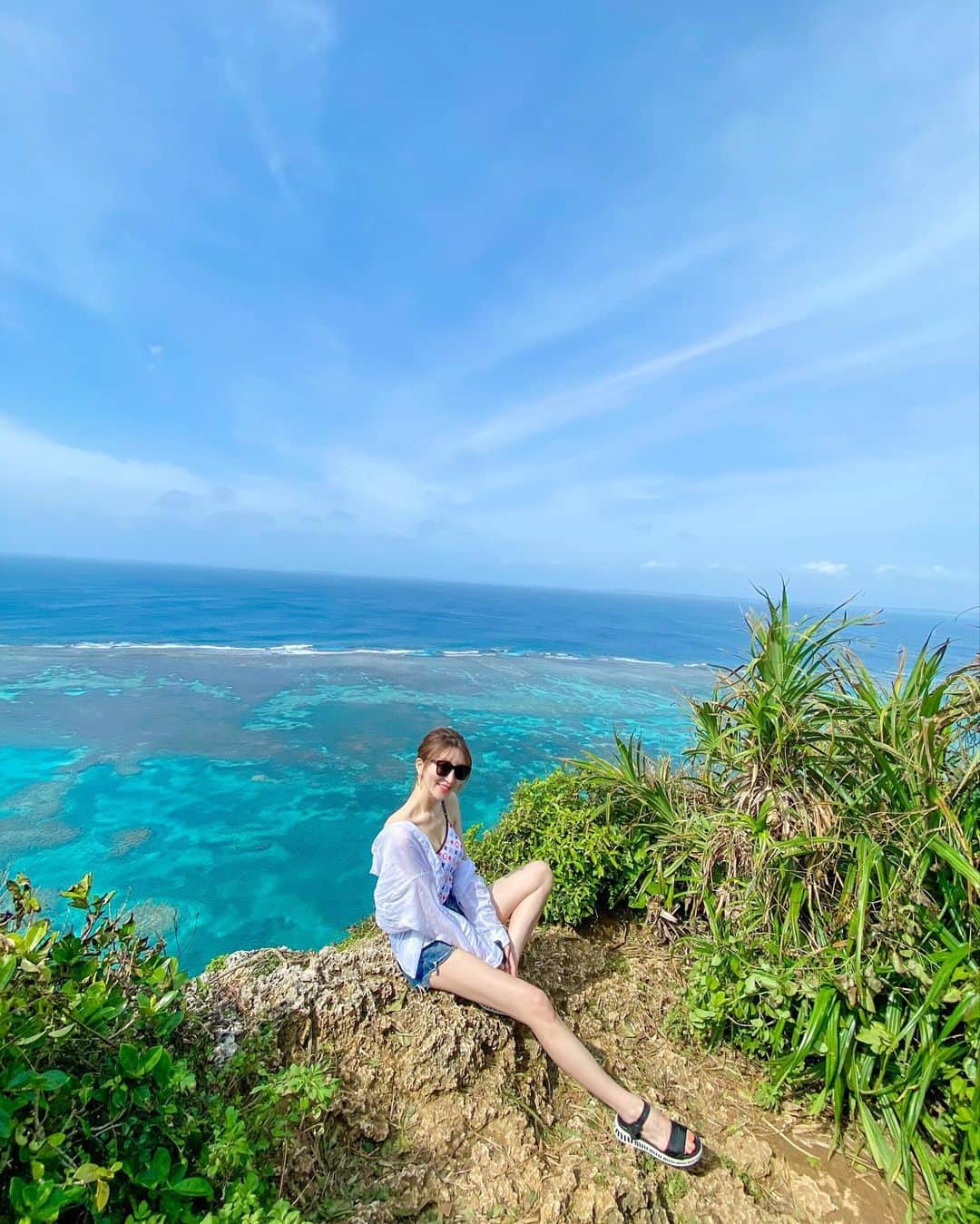 JUNKO（飯田順子）さんのインスタグラム写真 - (JUNKO（飯田順子）Instagram)「絶景😋🌈🧡 ・ ・ #三角点 #伊良部島 #irabujima」8月2日 20時29分 - jun__ko_