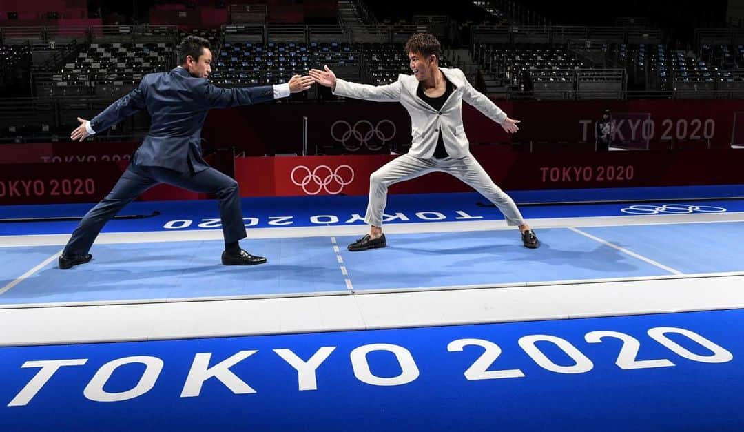 太田雄貴のインスタグラム：「前会長vs現会長  フェンシングは、まだギリギリ勝てそうな気がする。」