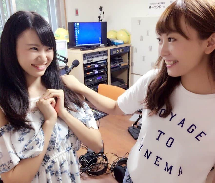 井口栞里さんのインスタグラム写真 - (井口栞里Instagram)「. . 暑い日々が続いてますが みなさん熱中症などには なってないですか？？🥺 懐かしい写真を振り返ってたら 愛葉れいかちゃんとの 懐かしい写真が...💕 4年前の8月の写真😳 時が経つのは早いもんですね🤭！  #スターエンジェリカプロダクション  #スターエンジェリカプロダクション後援会  #井口栞里 #8月」8月2日 22時19分 - shiori_iguchi