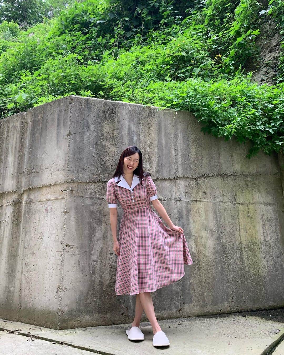 チン・ギジュのインスタグラム：「까꿍 #선이가머리를보라색으로만들어줬다신기하다」