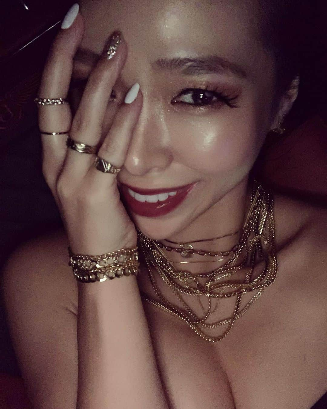 紅蘭さんのインスタグラム写真 - (紅蘭Instagram)「Brosky jewelry 新作入荷致します！！ 遂にbroskyがDiamondの 販売をスタート💎  ダイヤモンドピアス （鑑定書付き） カラーグレード:Gカラー クラリティーグレード：SI1 めちゃくちゃ綺麗なので スワイプしてみてみてね💙 8/4(水)  18:00〜  Diamond earring 販売スタート！ 21:00〜 通常の10k jewelry販売スタート！ ■新作 チェーン  ■新作 ブレスレット ■アンクレット 新作17種 ■リング 新作入荷 ■新作ペンダントトップ ■KIDS&BABYブレスレット  明日お楽しみに💎  #紅蘭 #broskyjewelry #broskydiamond」8月3日 18時40分 - kurankusakari