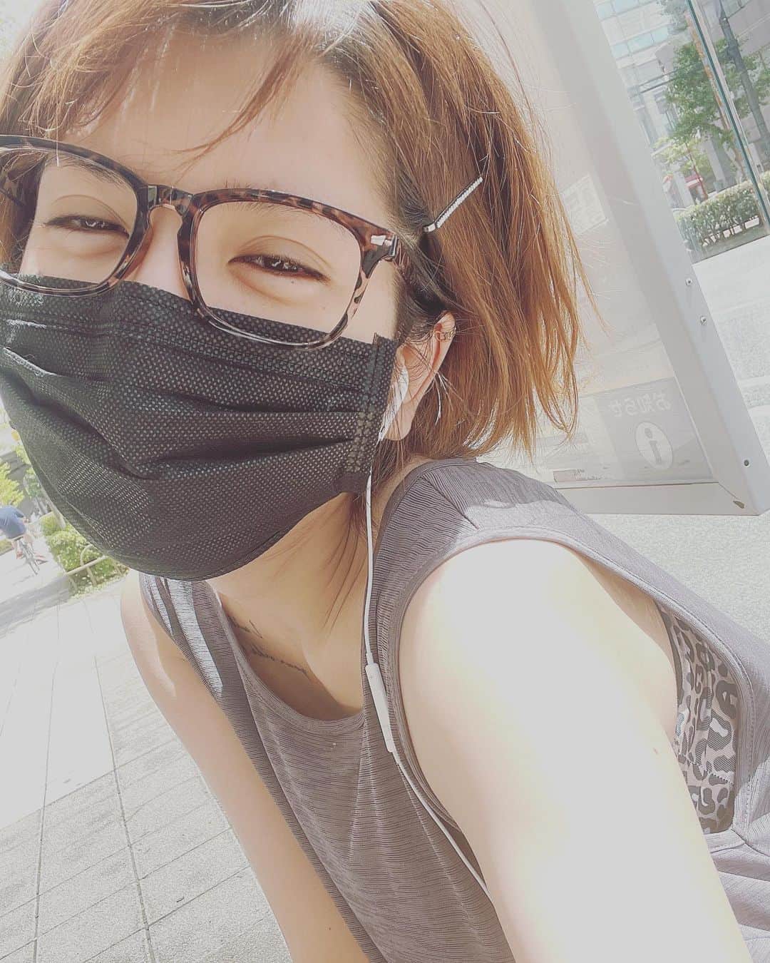 坂口杏里のインスタグラム：「あちちーぃ 水分補給してね👏❤️」
