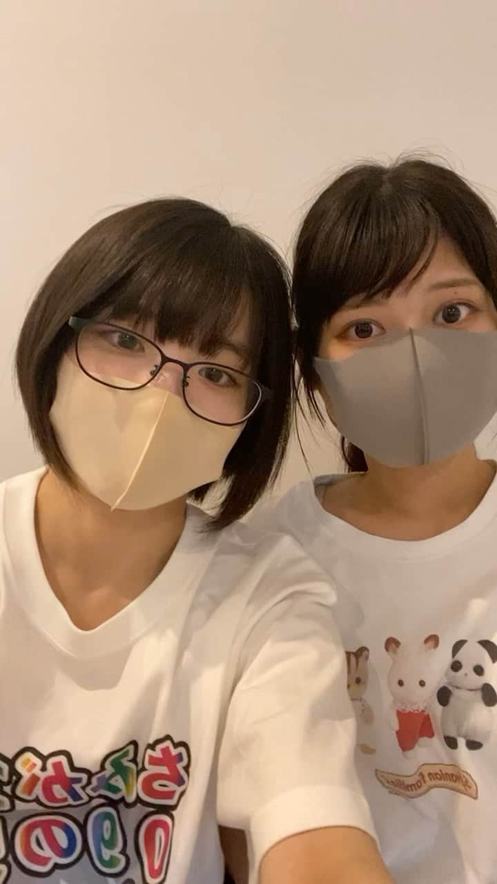 根本凪のインスタグラム：「どっちを選ぶの?♡はっきりしてよ〜♡  #ねもぺろ」
