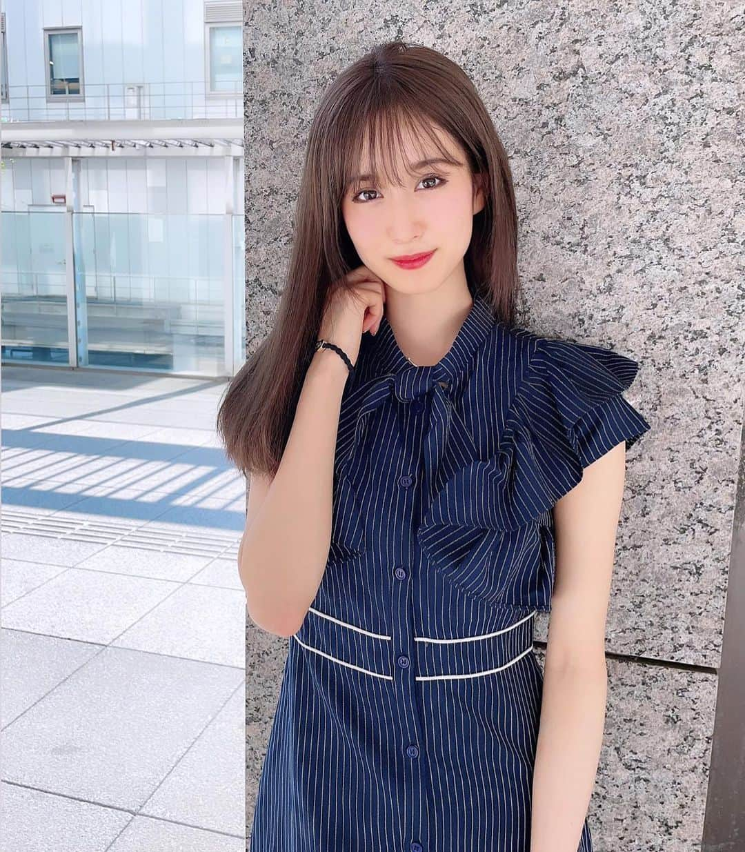 阿部菜渚美さんのインスタグラム写真 - (阿部菜渚美Instagram)「𝒜𝓊𝑔𝓊𝓈𝓉💙 少し制服のような、tittiyのワンピース👗🎗 昔良く着ていて、最近また再熱を..!🙏🏻 @tittyandco_com ❤︎  昨夜、いつもより遅くの放送の中でも 見てくれた皆さまありがとうございました!🙇‍♀️ そして選手の皆さま、おめでとうございます⚾️ *ﾟ」8月3日 17時52分 - nanami_abe73