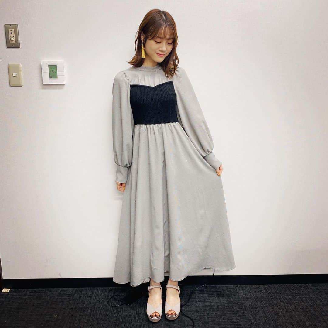 伊藤美来さんのインスタグラム写真 - (伊藤美来Instagram)「劇場版「BanG Dream! FILM LIVE 2nd Stage」先行上映会のようふく🐾ピアスがハロハピカラー💫  ワンピース・ ADIRA @adira_tokyo  #みくです☺︎ #バンドリ #バンドリフィルムライブ2  #ハロハピ #試写会 #コーデ」8月3日 21時48分 - itomiku_official