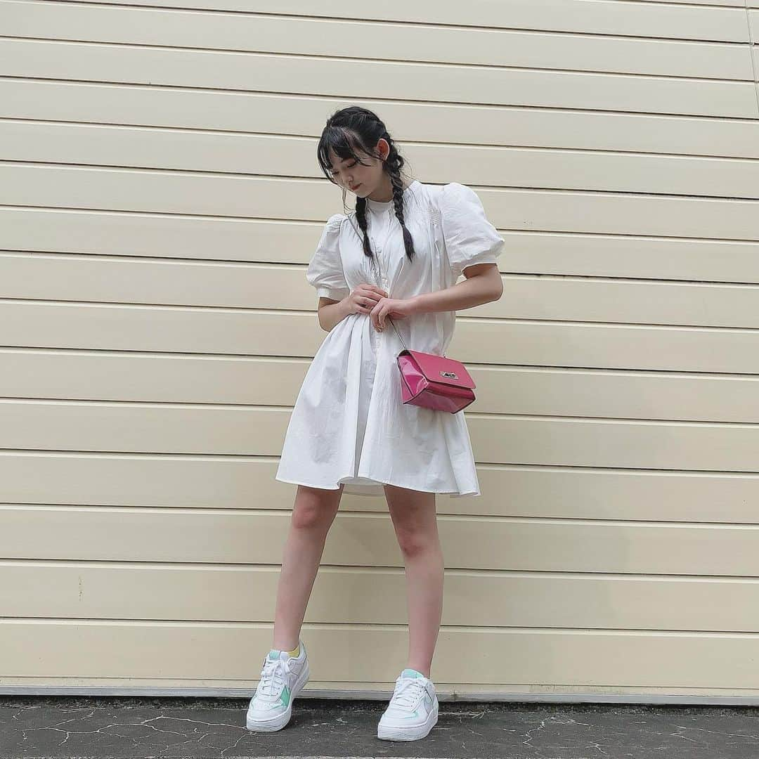 佐山すずかのインスタグラム：「最近のこーで！！NIKEの新しく買った靴かわいすぎる、 #佐山の服」