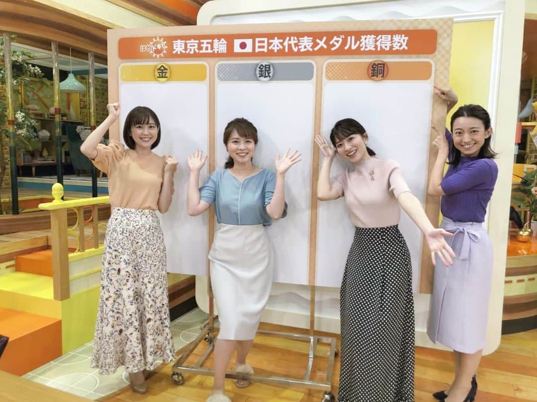 TBS「はやドキ！」のインスタグラム：「明日のはやドキも五輪情報盛りだくさんでお伝えします🥇  ぜひご覧ください！  皆川  #山本里菜 #若林有子 #皆川玲奈 #アナウンサー #池田沙耶香 #気象予報士 #はやドキ #tbs」