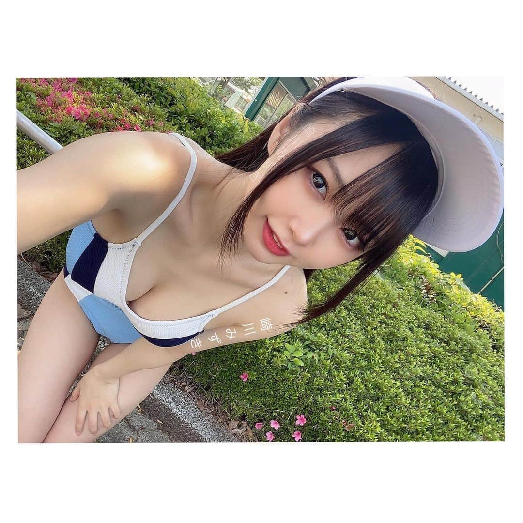 崎川みずきのインスタグラム：「なつだね  あついね  プールだね  これはテニスだよ🎾  #インスタグラビア #水着 #プール #ナイトプール #ビキニ #グラビア #おっぱい #gravure #グラビアアイドル #swimming #swimmer #地下アイドル #グラドル自画撮り部 #グラドル #水着通販 #水着撮影 #性感 #偶像 #自撮り #cosplay #f4f #instagood #instapic #instadaily #いいね返し #日系 #プールコーデ #撮影 #撮影会 #愛知カメラ部」