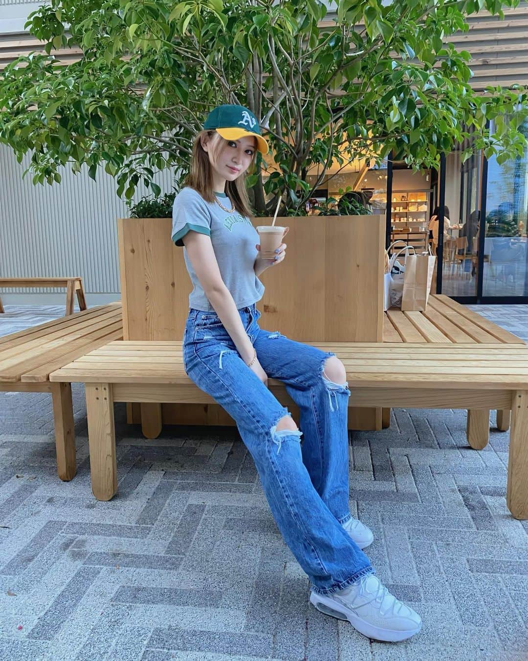 長沼まゆのインスタグラム：「💙  #ブルーボトルコーヒー  #渋谷カフェ」