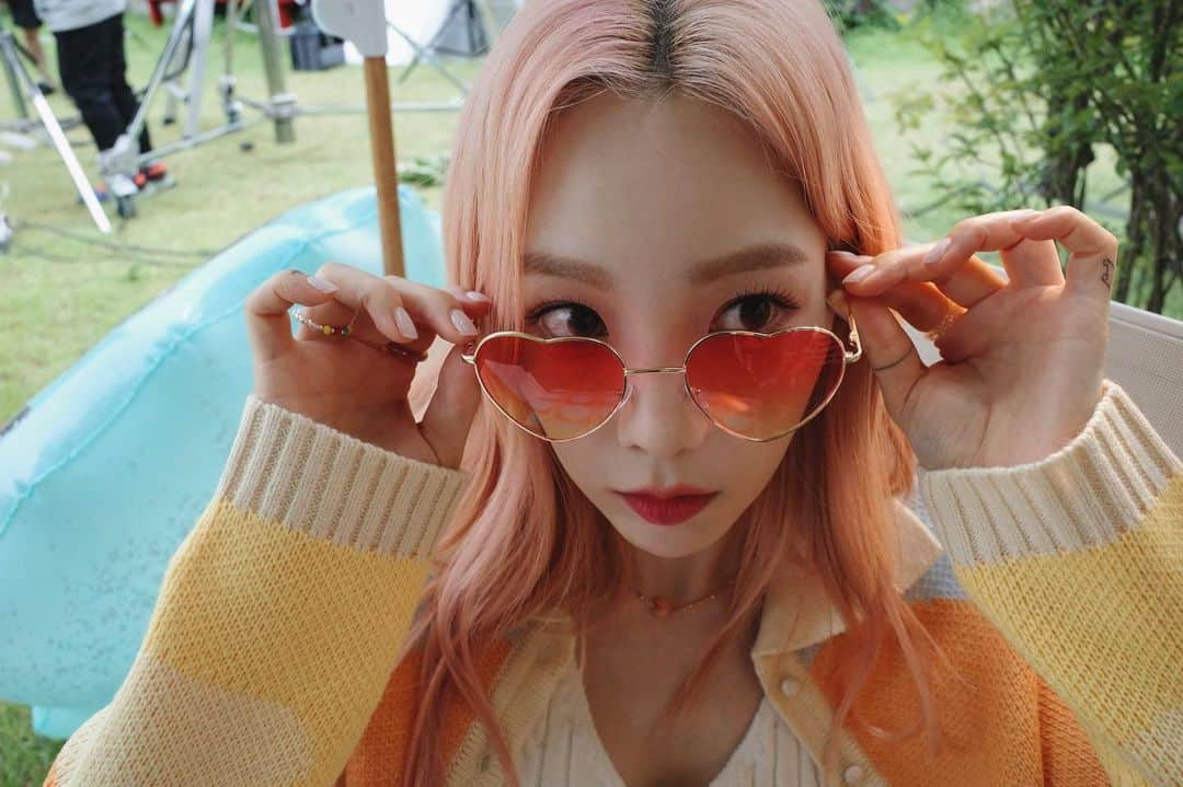 テヨン さんのインスタグラム写真 - (テヨン Instagram)「🌴🍀👒👋🏻🍁🍕🍅♥️」8月4日 14時49分 - taeyeon_ss