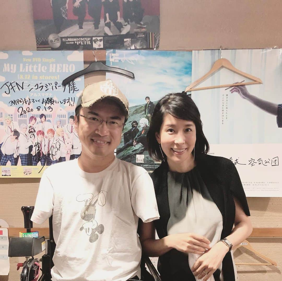 内田恭子さんのインスタグラム写真 - (内田恭子Instagram)「これ。 今朝2:00AM過ぎの写真笑。 TOKYO FM 「TOKYO SPEAKEASY」 で乙武洋匡くんとお話しました。  同級生の乙くんとはならではの、深夜トークを楽しんできました。  https://www.tfm.co.jp/speakeasy/  #tokyofm #speakeasy #眠気も吹き飛ぶ #乙武洋匡 #深夜トーク #内田恭子 #kyokouchida」8月4日 16時36分 - kyoko.uchida.official