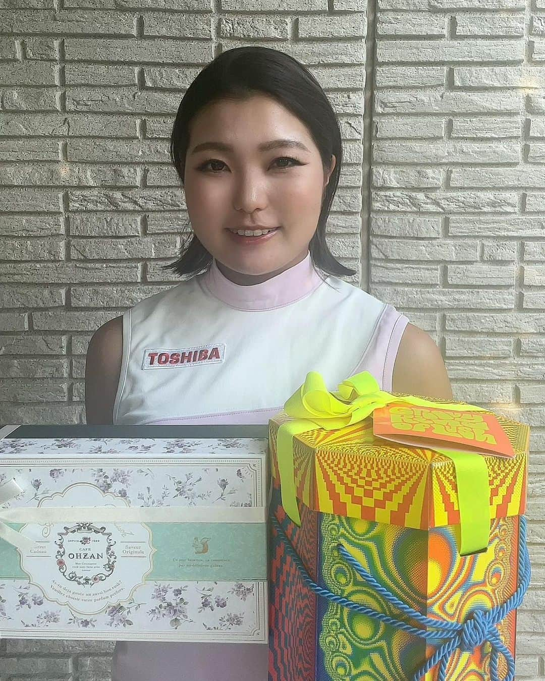 高橋彩華さんのインスタグラム写真 - (高橋彩華Instagram)「＊ ＊ ＊ 東芝様から誕生日プレゼントをいただきました！ いつも応援ありがとうございます😊🌟  #東芝」8月4日 17時38分 - t_sayaka724