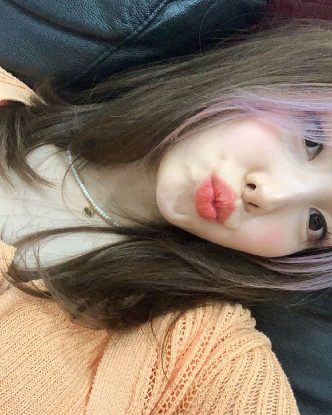 のインスタグラム：「😘😘」