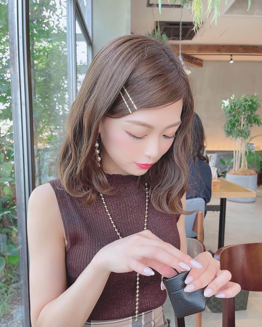 りなてぃさんのインスタグラム写真 - (りなてぃInstagram)「⁡ ⁡ ⁡ ⁡ いっぱい撮ってくれたから いっぱい載せちゃうーー🙊🤍 ⁡ ⁡ みなさん、mini POUCH たくさんのご購入ありがとうございます🙇🏻‍♂️ ⁡ 再販もあるかと思いますので 今回買えなかった方はぜひ インスタチェックしててくださいっ♥ ⁡ ⁡ この間、どうしてもアイスが食べたくて ぶぅーーんと。🚘♥ 抹茶ティラミスめっちゃ美味しかった！！！ ⁡ でもシリアルが入ってるアイスが やっぱり1番すき🙊← ⁡ ⁡ この日のコーデはまた別の投稿で載せるね！ ⁡ ⁡ @merue_official @merue_staff #merue #メルエ #カラコン #ootd #outfit #coordinate #fashion #コスメ好き  #自まつ毛メイク #りなてぃー ⁡ ⁡ ⁡ ⁡」8月4日 19時41分 - rinatea_25