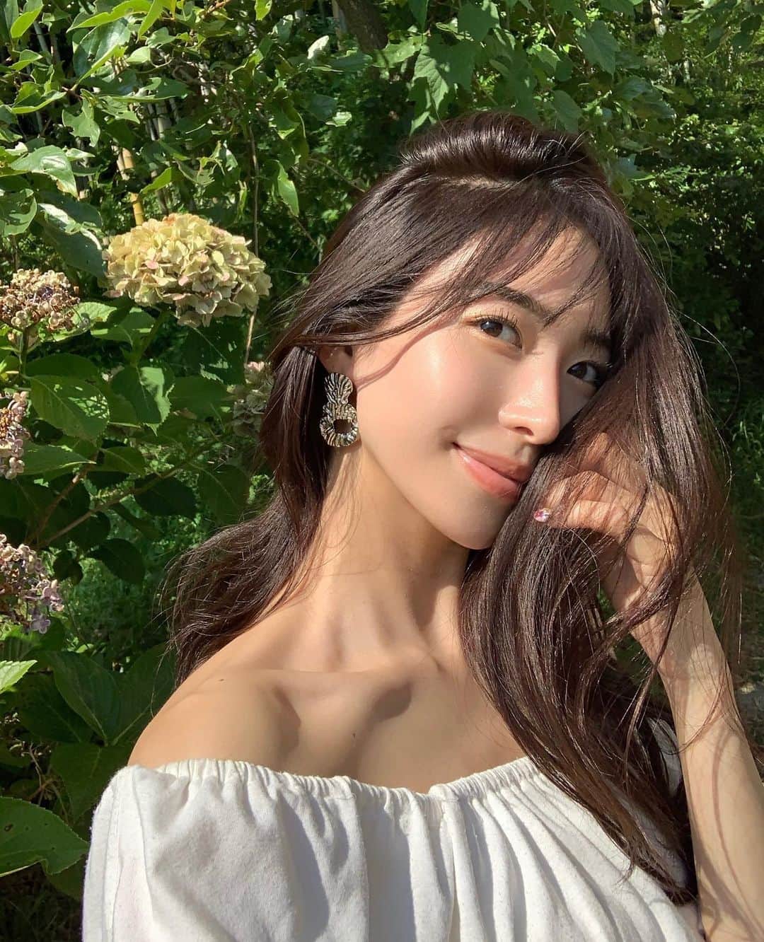 藤田麻里のインスタグラム：「毎日お天気キラキラー！  今日は肩こり改善のため 肩ボトックスを打ってきました🧚‍♀️  痛くないし早いし丁寧だし 🏥 @wclinic_haabdream を選んで良かった♡ ずっと肩こりに悩まされてたから 効果出るのが待ち遠しいなっ🥰💭  #肩ボトックス#wclinic」
