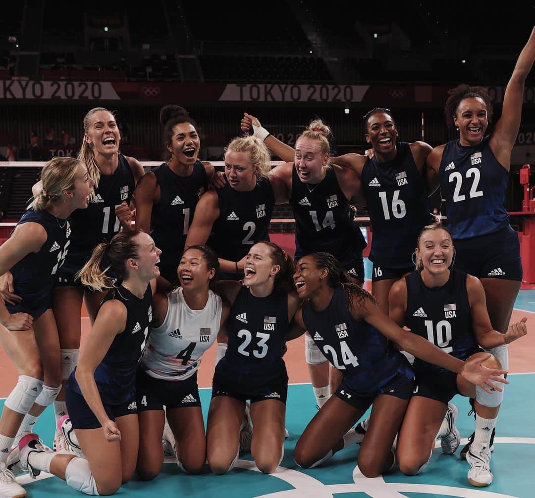ケルシー・ロビンソンのインスタグラム：「semifinals ❤️🇺🇸」