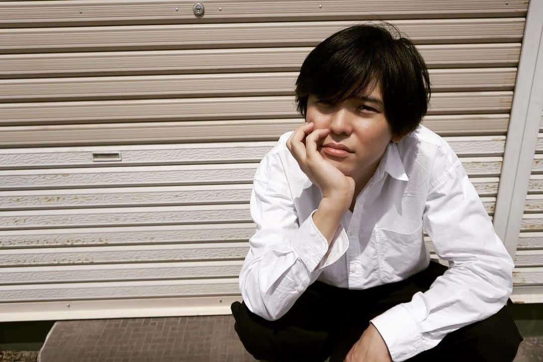 山岡竜弘さんのインスタグラム写真 - (山岡竜弘Instagram)「あっつい。  #暑い #あつい #夏 #俳優 #写真 #写真好きな人と繋がりたい #ポートレート」8月4日 21時47分 - tatsuhiro.yamaoka