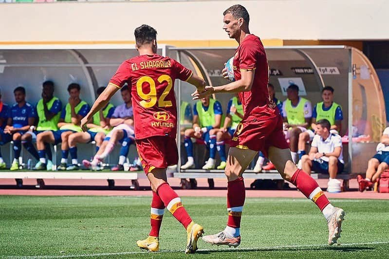 ステファン・エル・シャーラウィさんのインスタグラム写真 - (ステファン・エル・シャーラウィInstagram)「Good Work💪🏼🟡🔴 @officialasroma」8月5日 0時34分 - stewel92