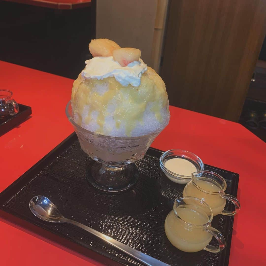 Niaさんのインスタグラム写真 - (NiaInstagram)「刨冰（🍑×🍧）  #伊東める#伊東愛瑠#AV女優#AV女优#かき氷#刨冰」8月5日 16時52分 - nianearyou