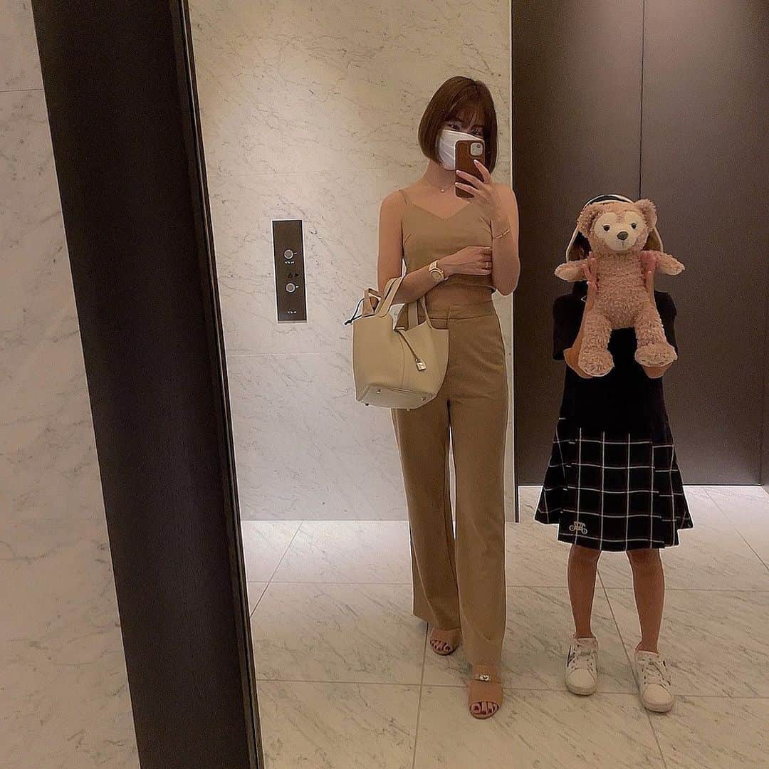 椎名美月さんのインスタグラム写真 - (椎名美月Instagram)「ピーコのファッションチェック  #おすぎとピーコ #hermes」8月5日 10時11分 - mizkiss