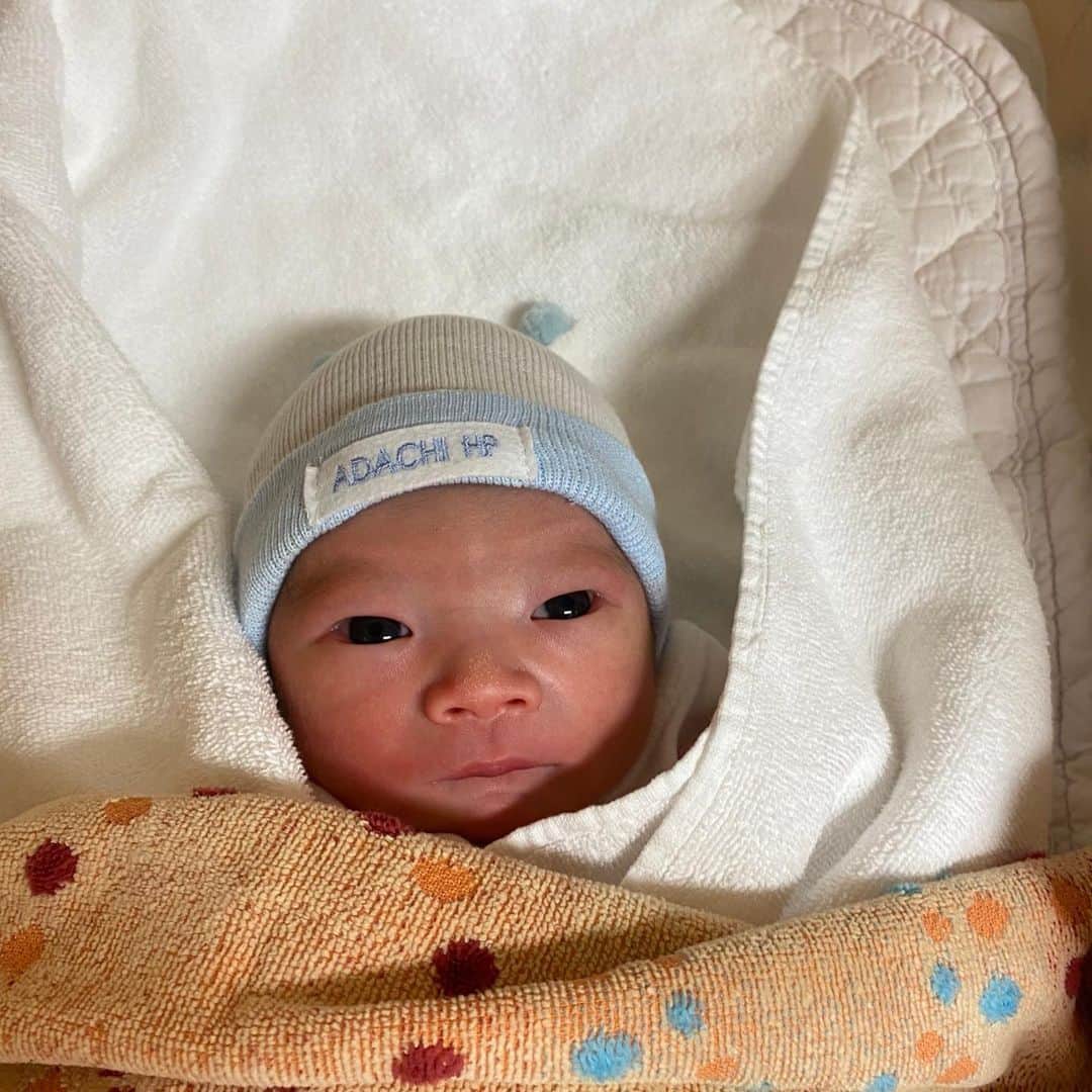 常山幹太のインスタグラム：「兄貴おめでとう㊗️  これで俺おじさんになってもうた笑笑」
